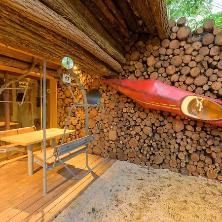 Gite Pont-A-Mousson, La Pepiniere, Chalet Canada Exterior photo